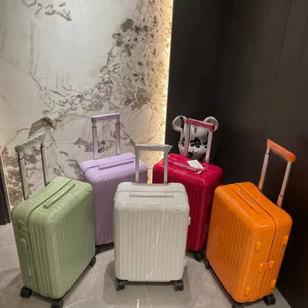 スーパーコピー リモワ スーツケース