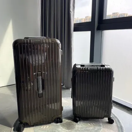 スーパーコピー リモワ スーツケース