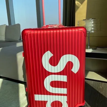 スーパーコピー リモワ スーツケース