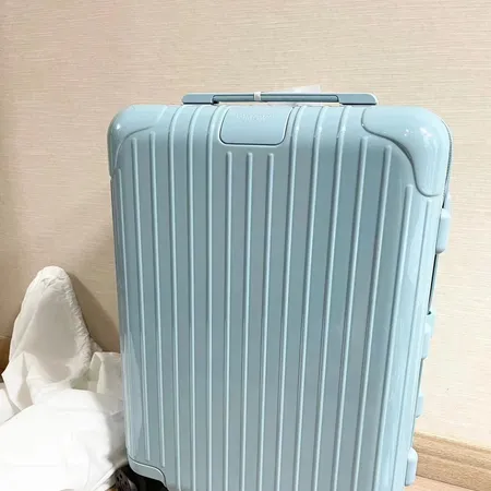 スーパーコピー リモワ スーツケース