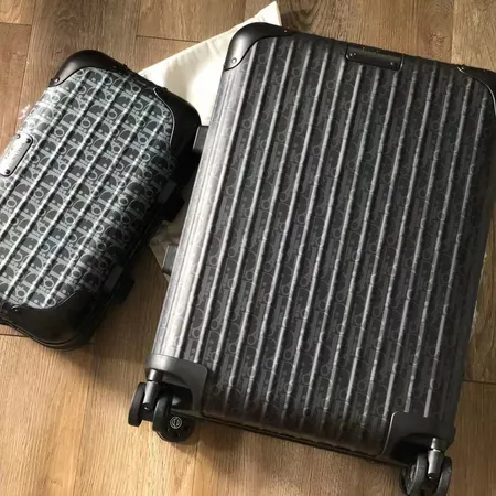 スーパーコピー ディオール スーツケース