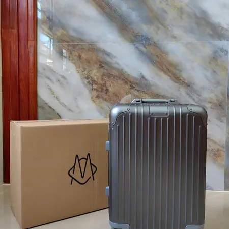 スーパーコピー リモワ スーツケース
