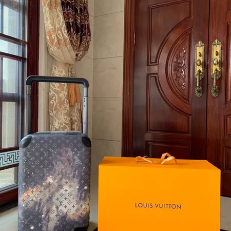 スーパーコピー ルイヴィトン スーツケース