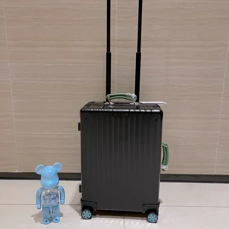 スーパーコピー リモワ スーツケース