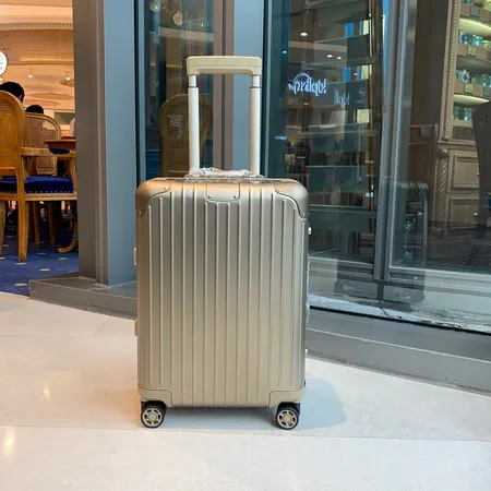 スーパーコピー リモワ スーツケース