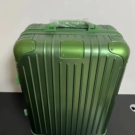 スーパーコピー リモワ スーツケース