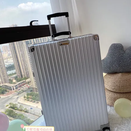  スーパーコピー リモワ スーツケース