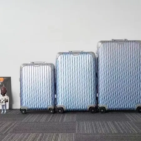  スーパーコピー ディオール スーツケース