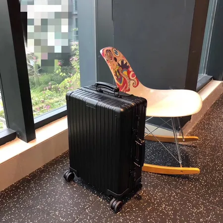 スーパーコピー リモワ スーツケース