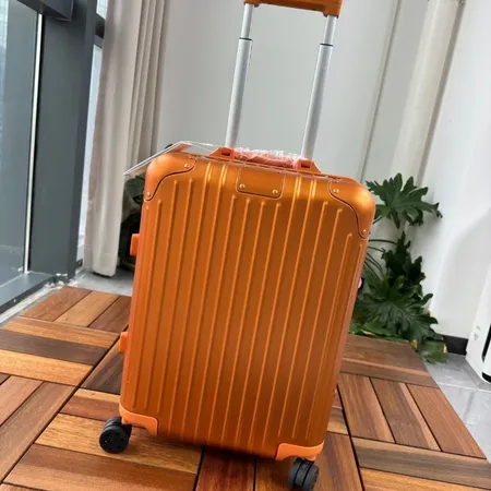 スーパーコピー リモワ スーツケース