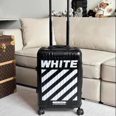 スーパーコピー リモワ スーツケース