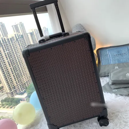 スーパーコピー ボッテガ ヴェネタ スーツケース