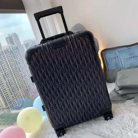 スーパーコピー ディオール スーツケース