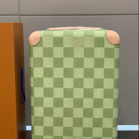 スーパーコピー ルイヴィトン スーツケース