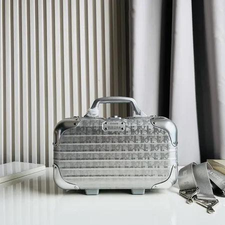 スーパーコピー ディオール スーツケース