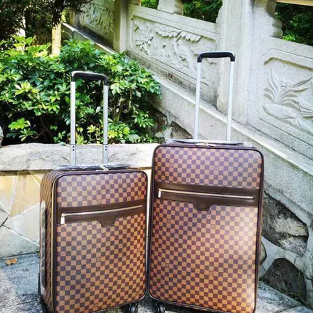  スーパーコピー ルイヴィトン スーツケース