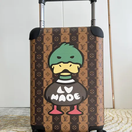 スーパーコピー ルイヴィトン スーツケース