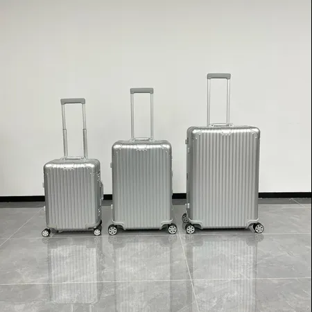 スーパーコピー リモワ スーツケース