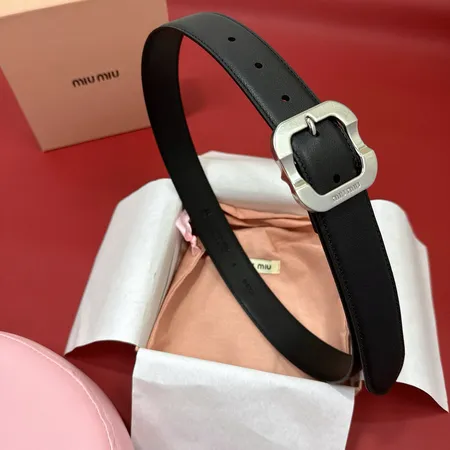 スーパーコピー ミュウミュウ ベルト