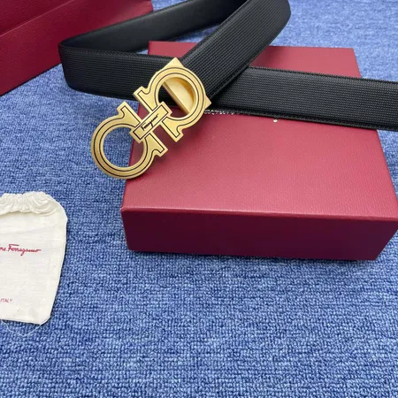 スーパーコピー フェラガモ ベルト