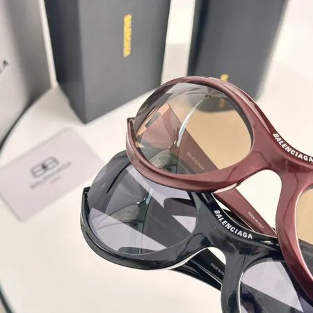 スーパーコピー バレンシアガ サングラス