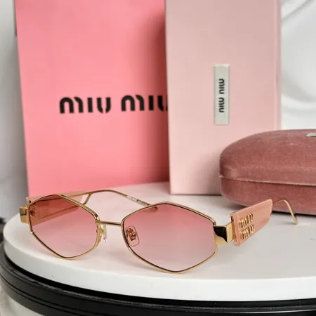 スーパーコピー ミュウミュウ サングラス