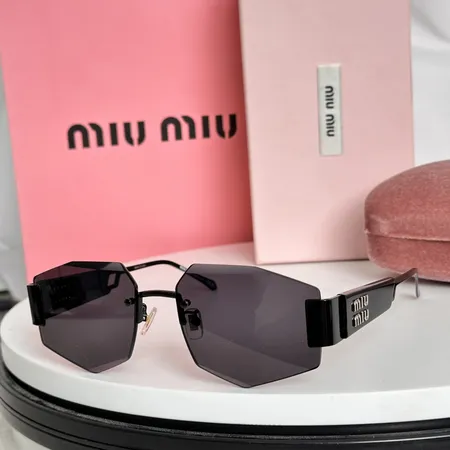 スーパーコピー ミュウミュウ サングラス