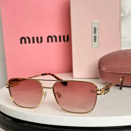 スーパーコピー ミュウミュウ サングラス