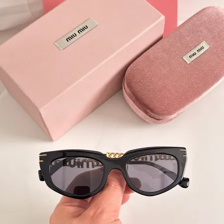 スーパーコピー ミュウミュウ サングラス