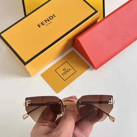 スーパーコピー フェンディ サングラス