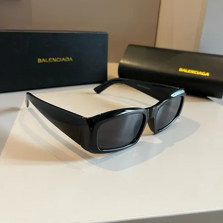 スーパーコピー バレンシアガ サングラス