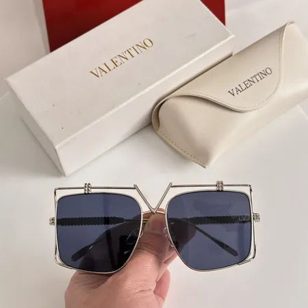 スーパーコピー ヴァレンティノ サングラス