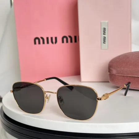スーパーコピー ミュウミュウ サングラス