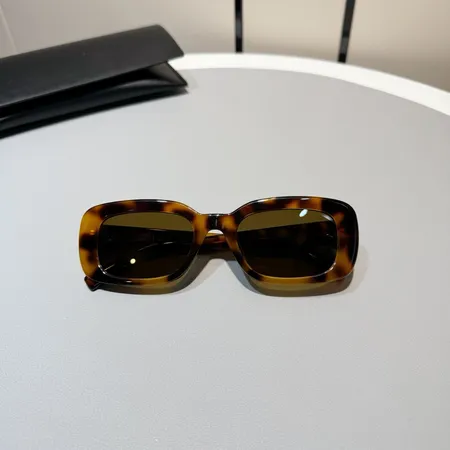 スーパーコピー イブサンローラン サングラス