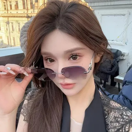  スーパーコピー スワロフスキー サングラス