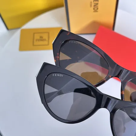 スーパーコピー フェンディ サングラス