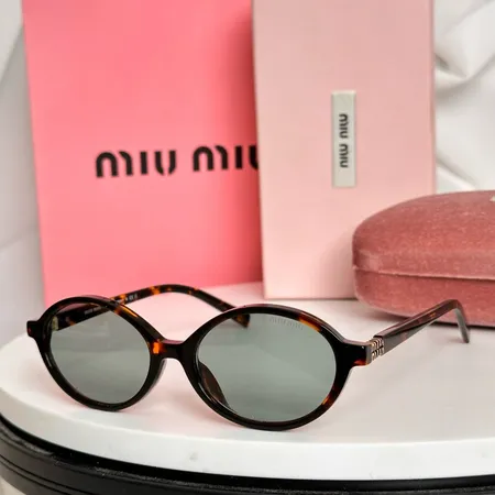 スーパーコピー ミュウミュウ サングラス