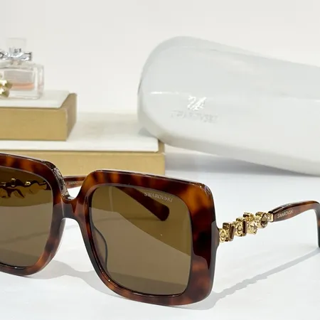 スーパーコピー スワロフスキー サングラス