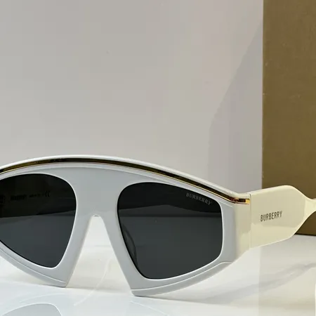 スーパーコピー バーバリー ス サングラス