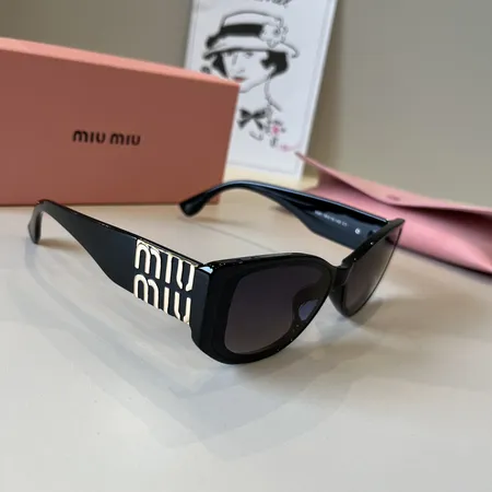 スーパーコピー ミュウミュウ サングラス