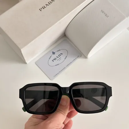 スーパーコピー プラダ サングラス