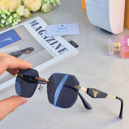 スーパーコピー プラダ サングラス