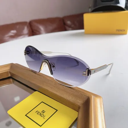  スーパーコピー ヴェルサーチ サングラス