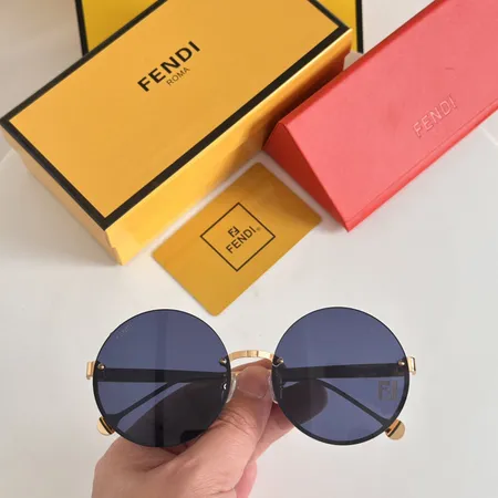  スーパーコピー ヴェルサーチ サングラス