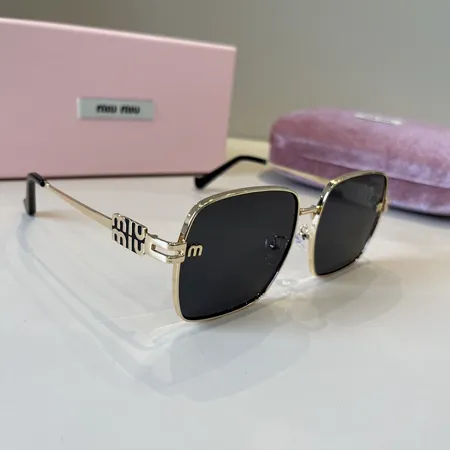 スーパーコピー ミュウミュウ サングラス