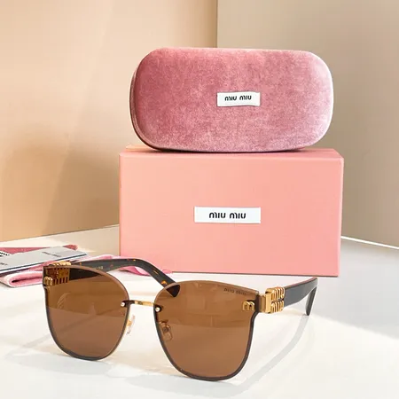 スーパーコピー ミュウミュウ サングラス