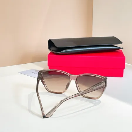  スーパーコピー ジバンシィ サングラス