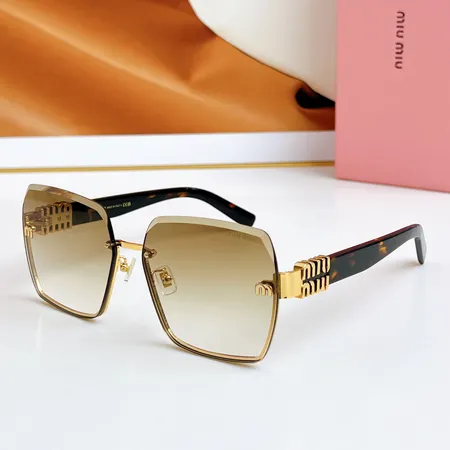 スーパーコピー ミュウミュウ サングラス