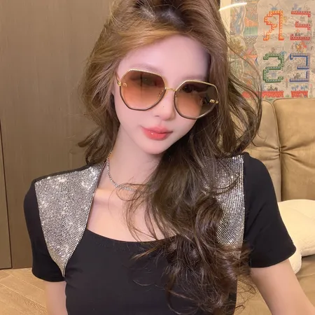 スーパーコピー ミュウミュウ サングラス