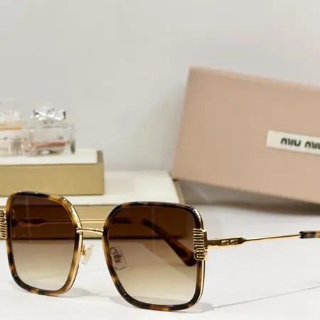 スーパーコピー ミュウミュウ サングラス